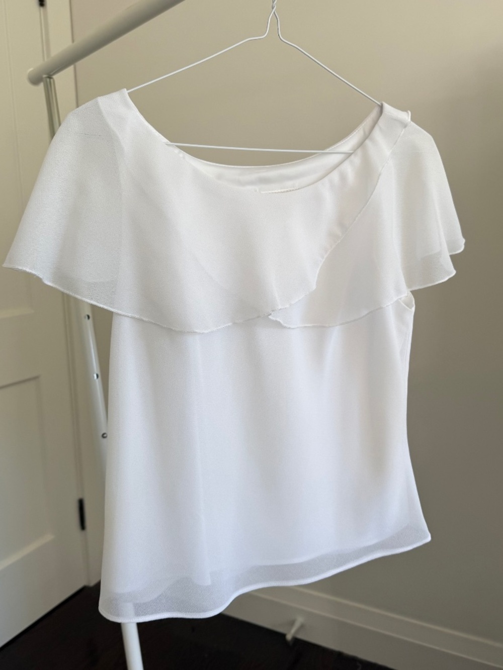 VINTAGE Jessica flowy capsleeve blouse